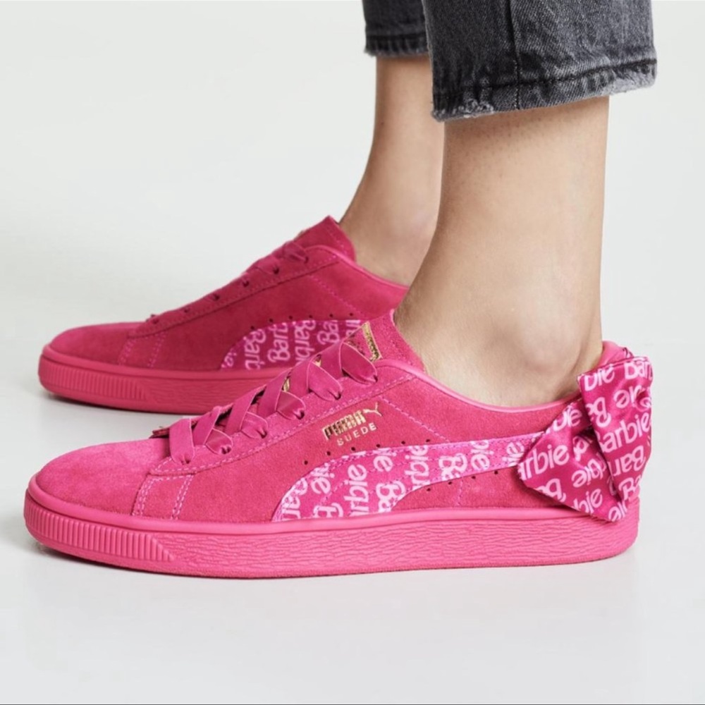 Suede classic x Barbie puma shoes only no Barbie doll - Picture 2 of 13
